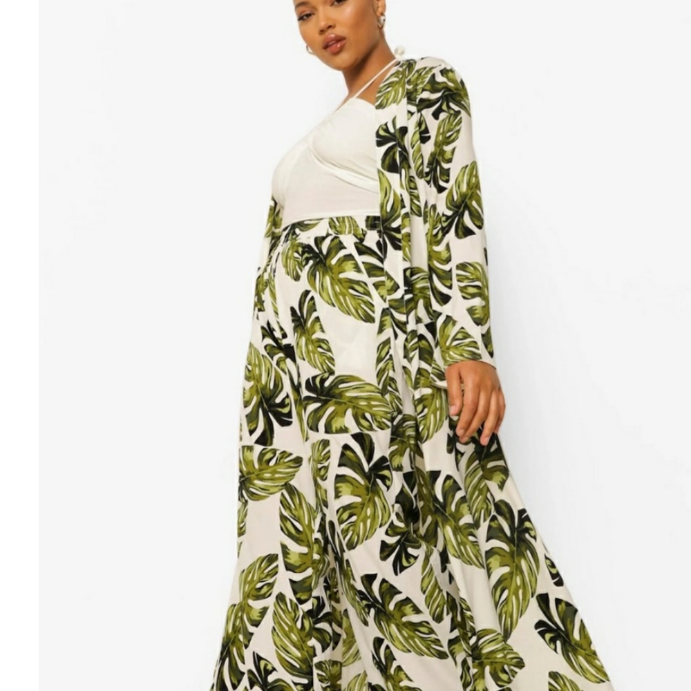 Plus size BooHoo wide leg pants, size 22 NWT